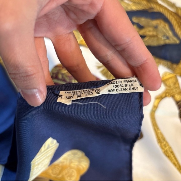 Hermès Grand Uniforme Silk Scarf - Picture 6 of 11